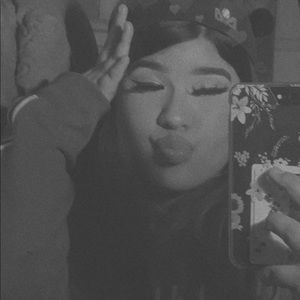 Meet your Posher, Diana